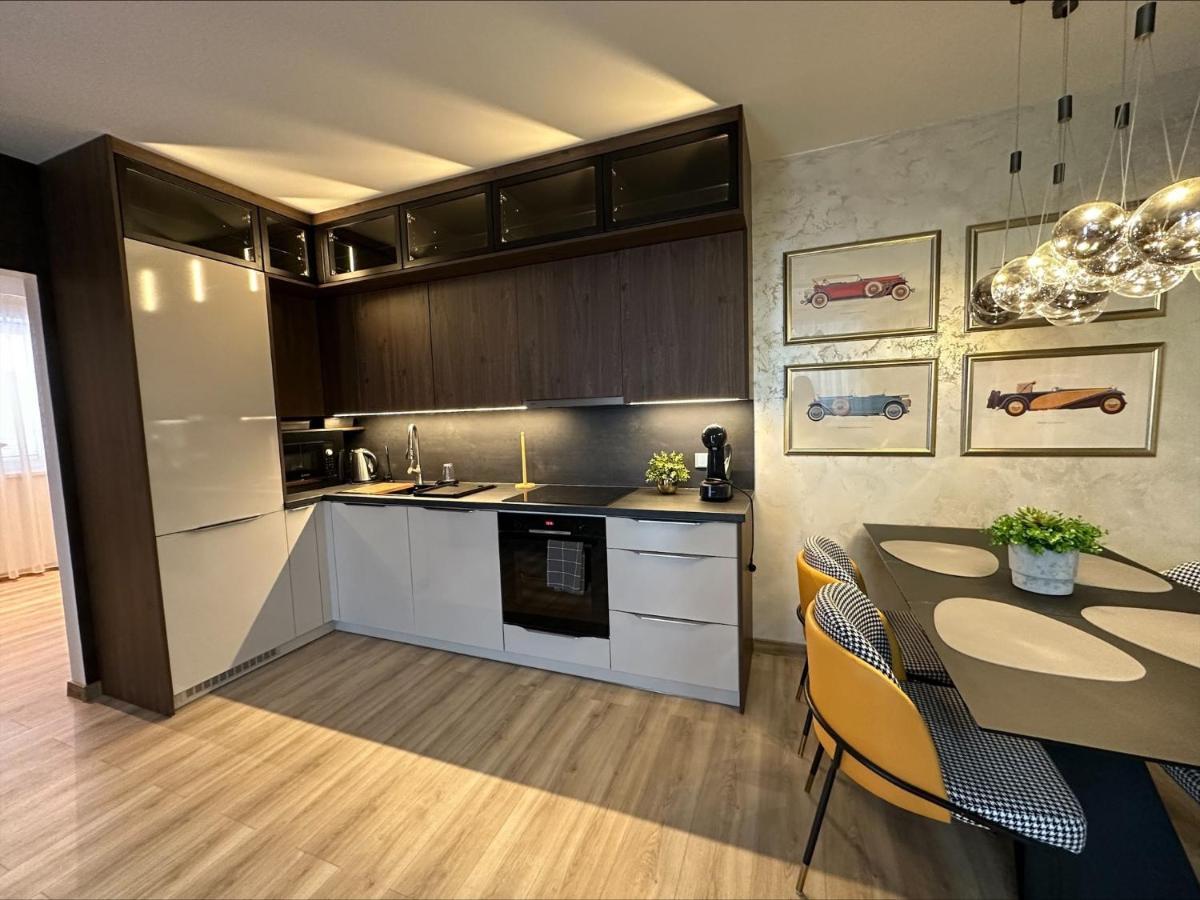 Apartman Matko Levice Buitenkant foto